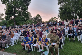 more_than_1000_people_attended_the_anzac_day_service_in_wamuran_(2)_-_copy.jpg