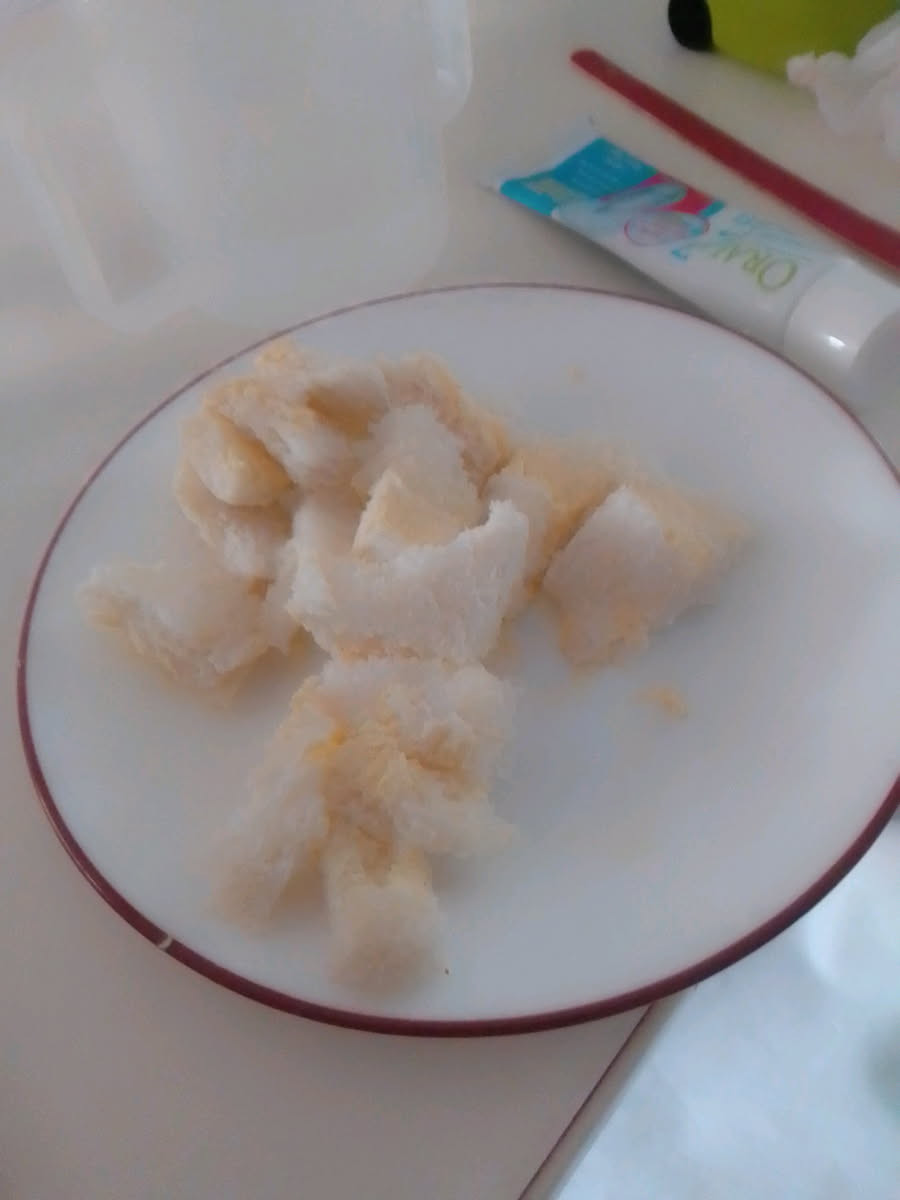 Bread and butter dinner allegedly served to former resident, Florence.