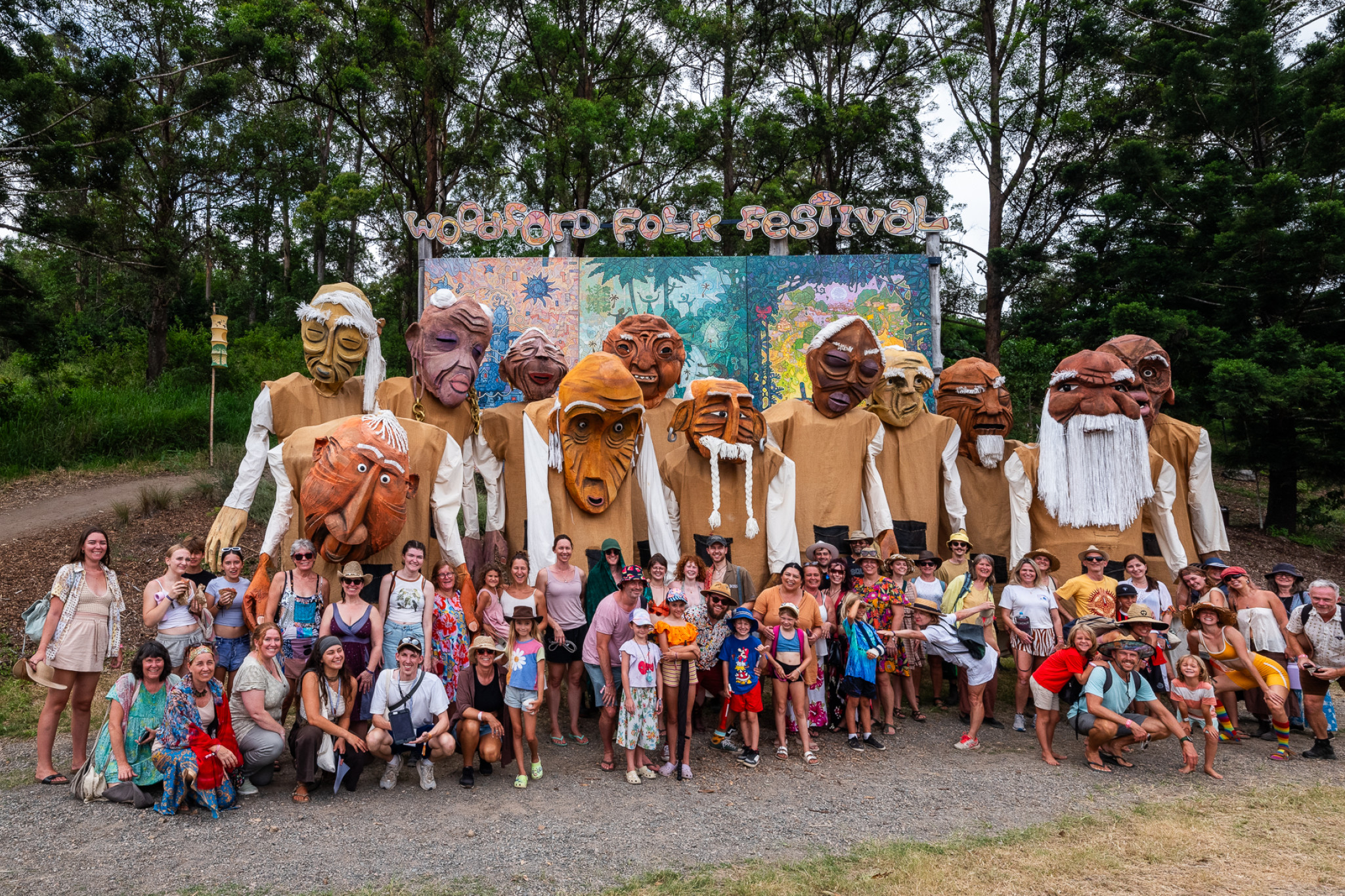 Woodford Folk Festival 2024/25 attendees with elders. Photo: Marek Knappe.