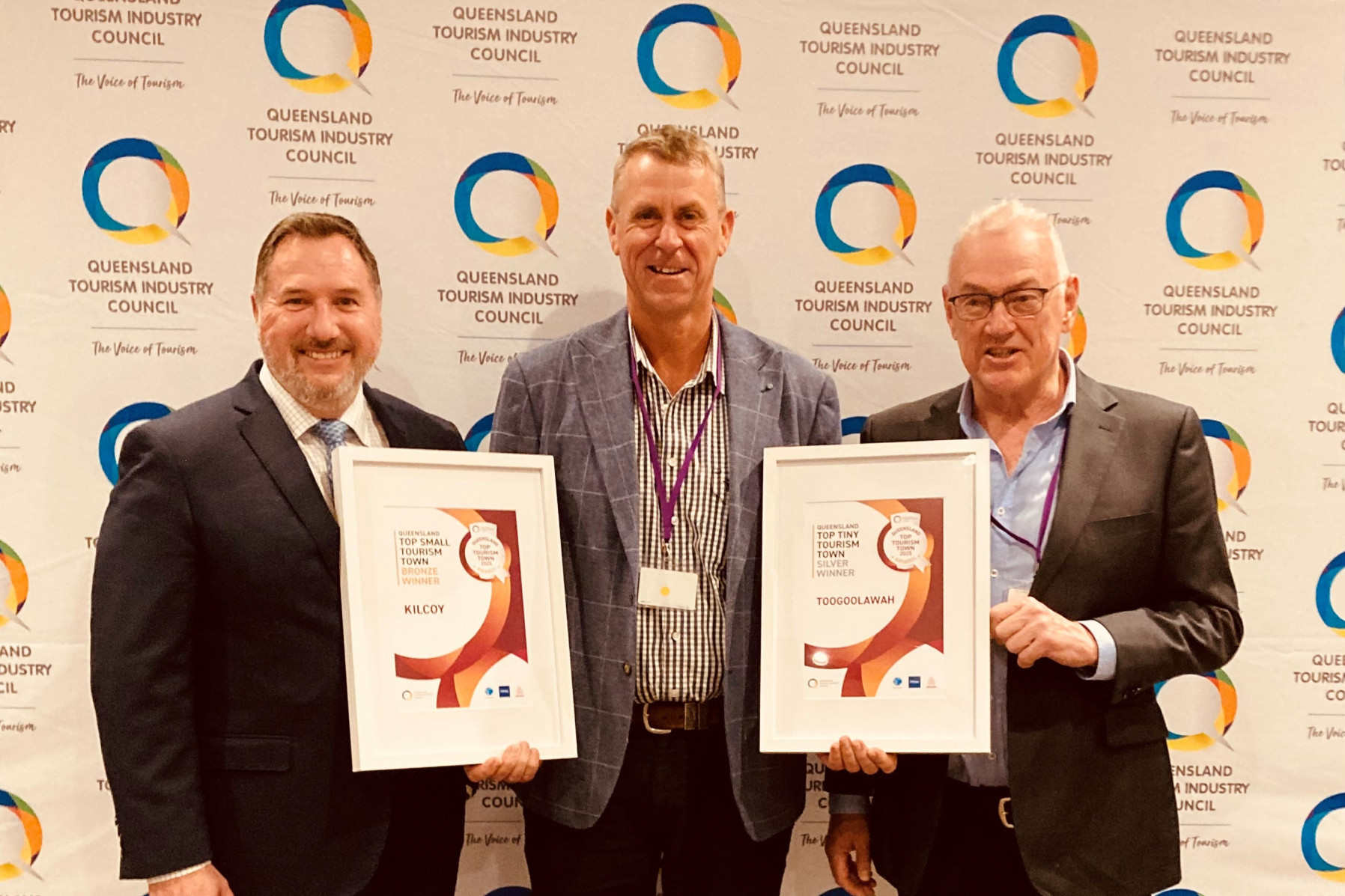 2025 Top Tourism Town Awards: Minister for Environment and Tourism Andrew Powell, Somerset Regional Council Mayor Jason Wendt, Queensland Country Tourism CEO Peter Homan.