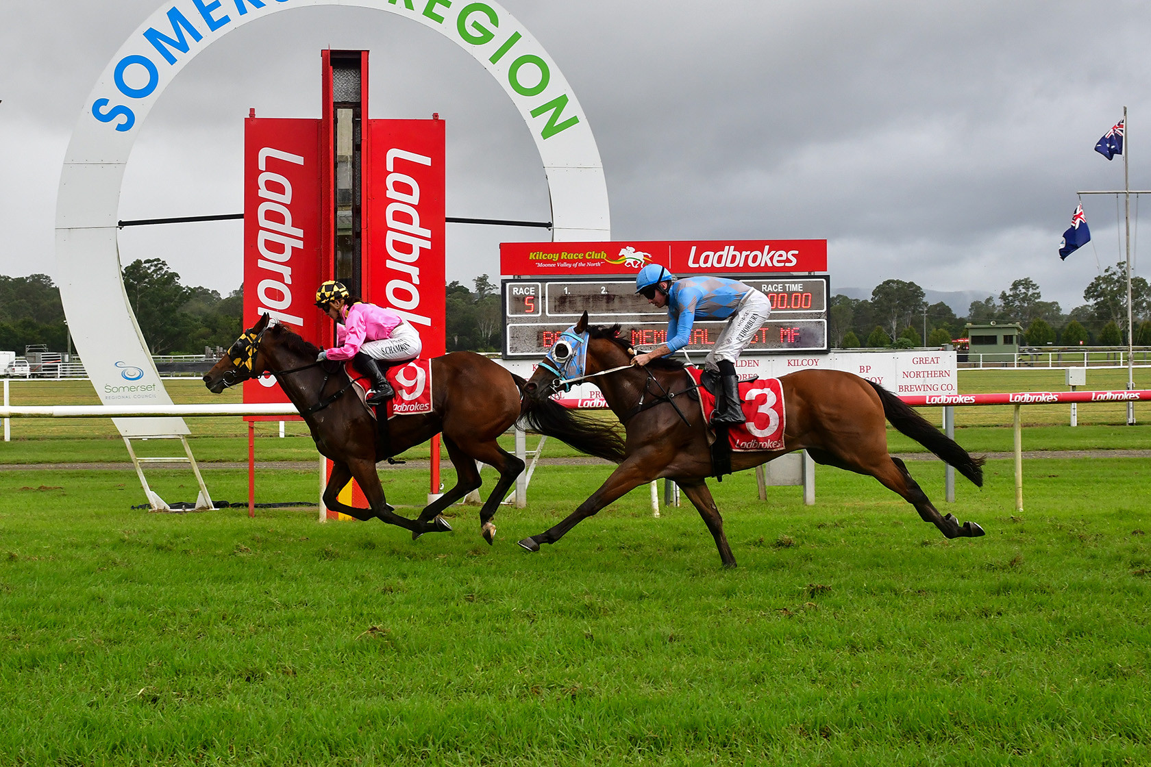 Beavis and Bartels race day a huge success - feature photo