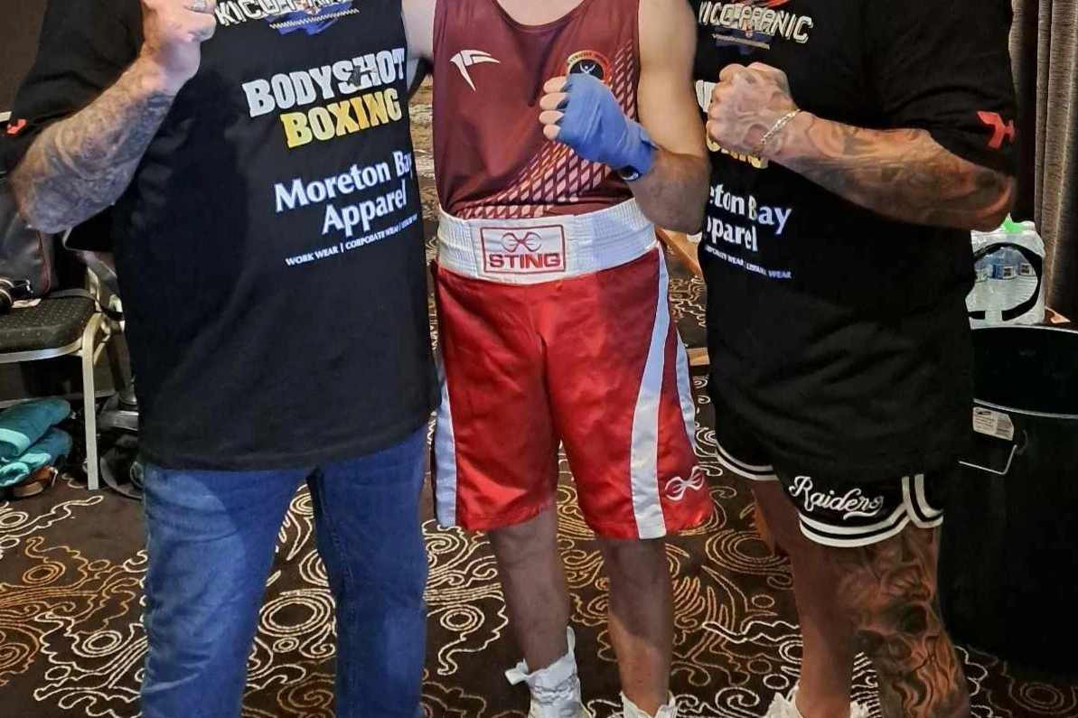 BodyShot Boxing Club boxer Kristian Pranic (middle) who is on Golden Gloves fi ght card.