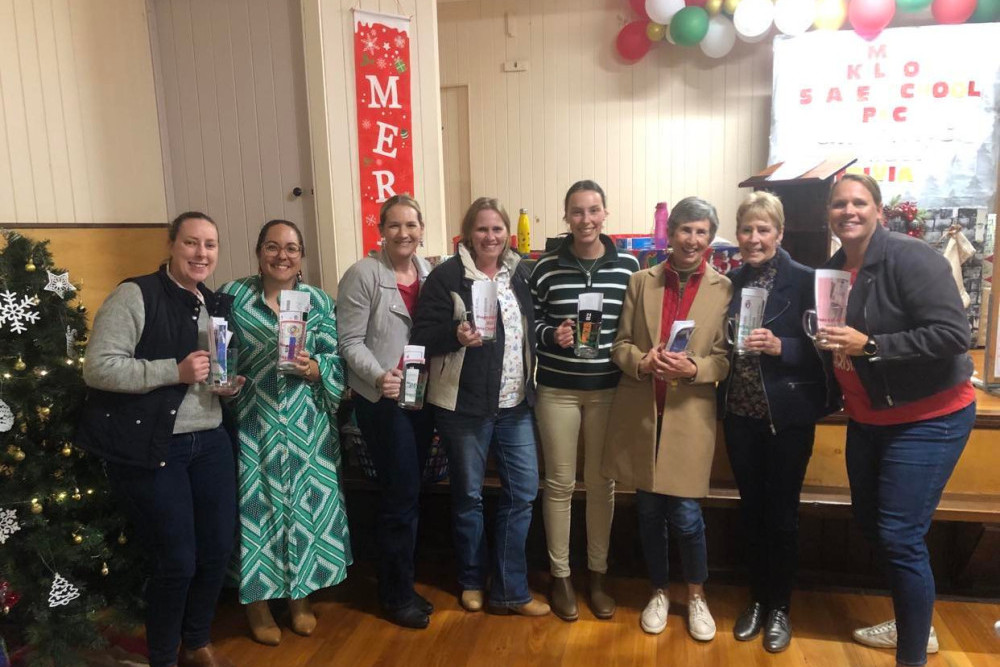 Merry Quizmas was the winning team at the recent Mt Kilcoy State School P and C trivia night: Sophie Schmidt, Libby Michel, Michelle Bennett, Joanne Smith, Elly Bassingthwaighte, Paula Bassingthwaighte, Gail Smith and Nicole Bennett.