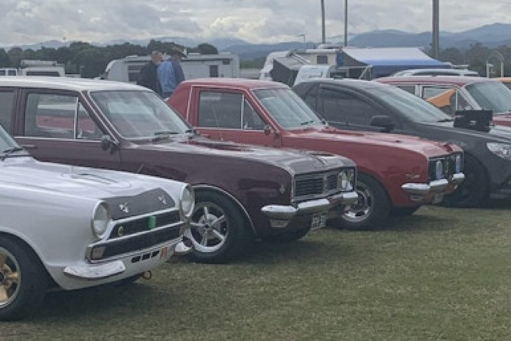 Show cars, race cars and music return to Lowood - feature photo
