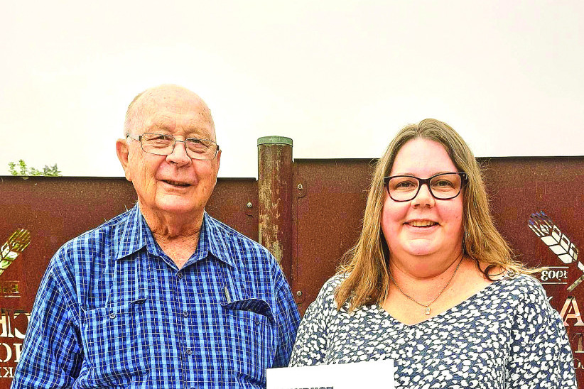 Bruce Burt and his daughter Simone Tessmann were excited to officially launch ‘Sawdust, Bitumen and Bulldust’, a pictorial history of Burt’s Transport at their reunion on Saturday December 3.