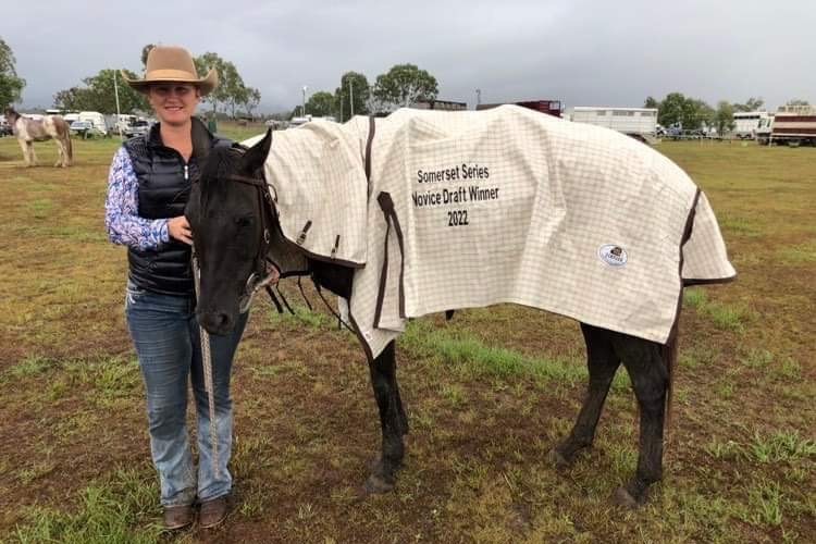 Georgina Youles said she is super proud of Ebony who came back from injury to earn the 2022 Somerset Series Novice Draft winner’s rug.