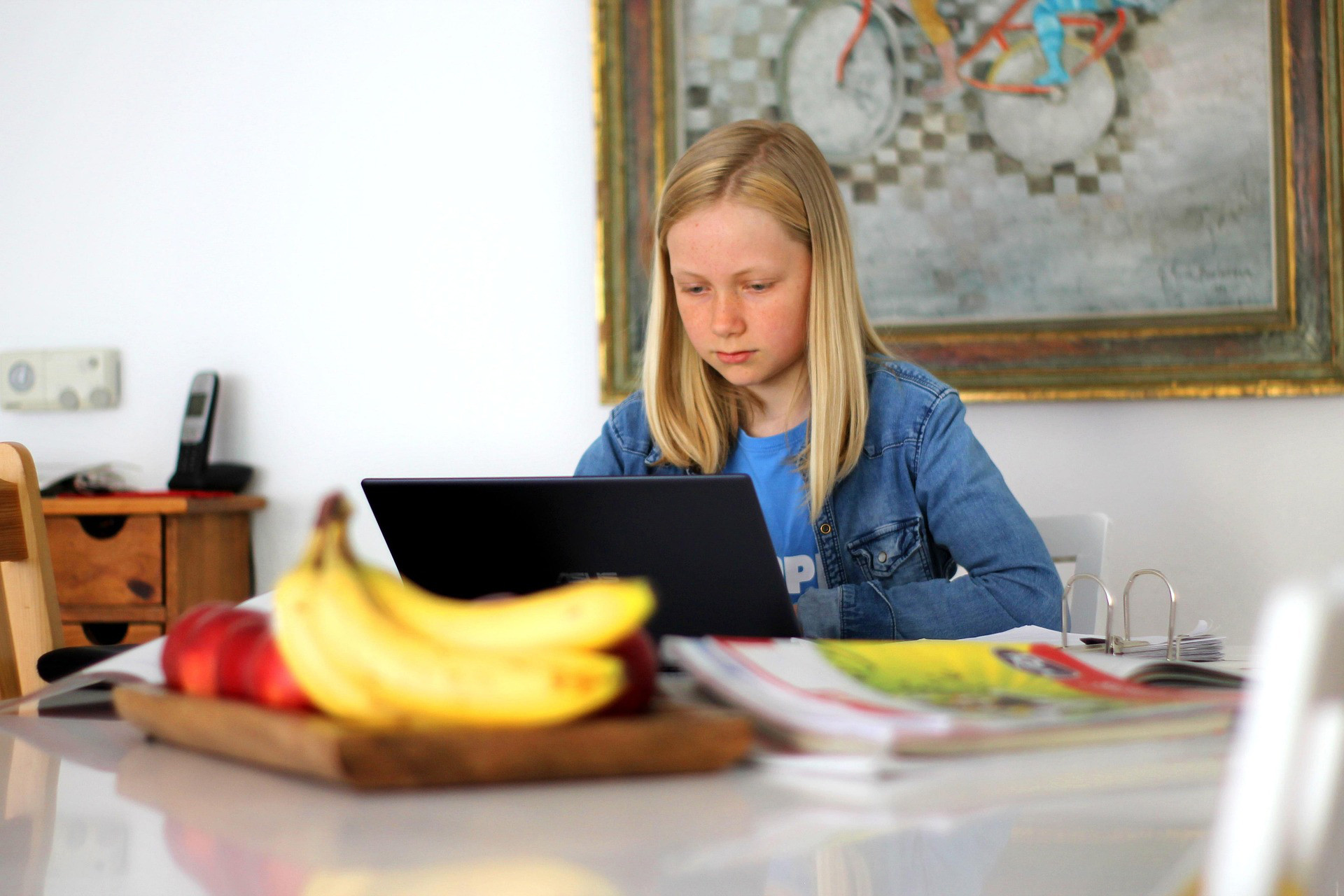 Tips for kid’s online safety - feature photo