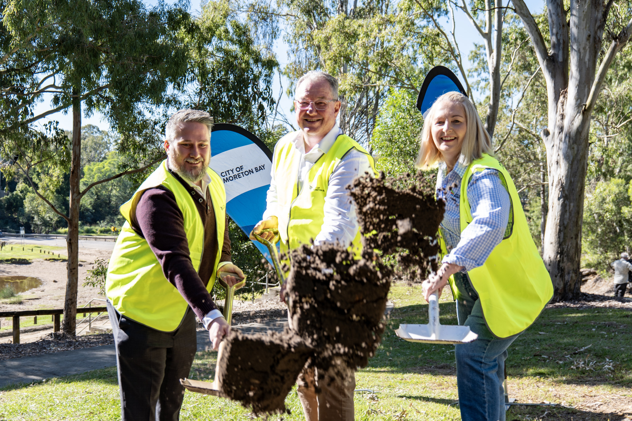 Councillors Cath Tonks and Jim Moloney with Mayor Peter Flannery