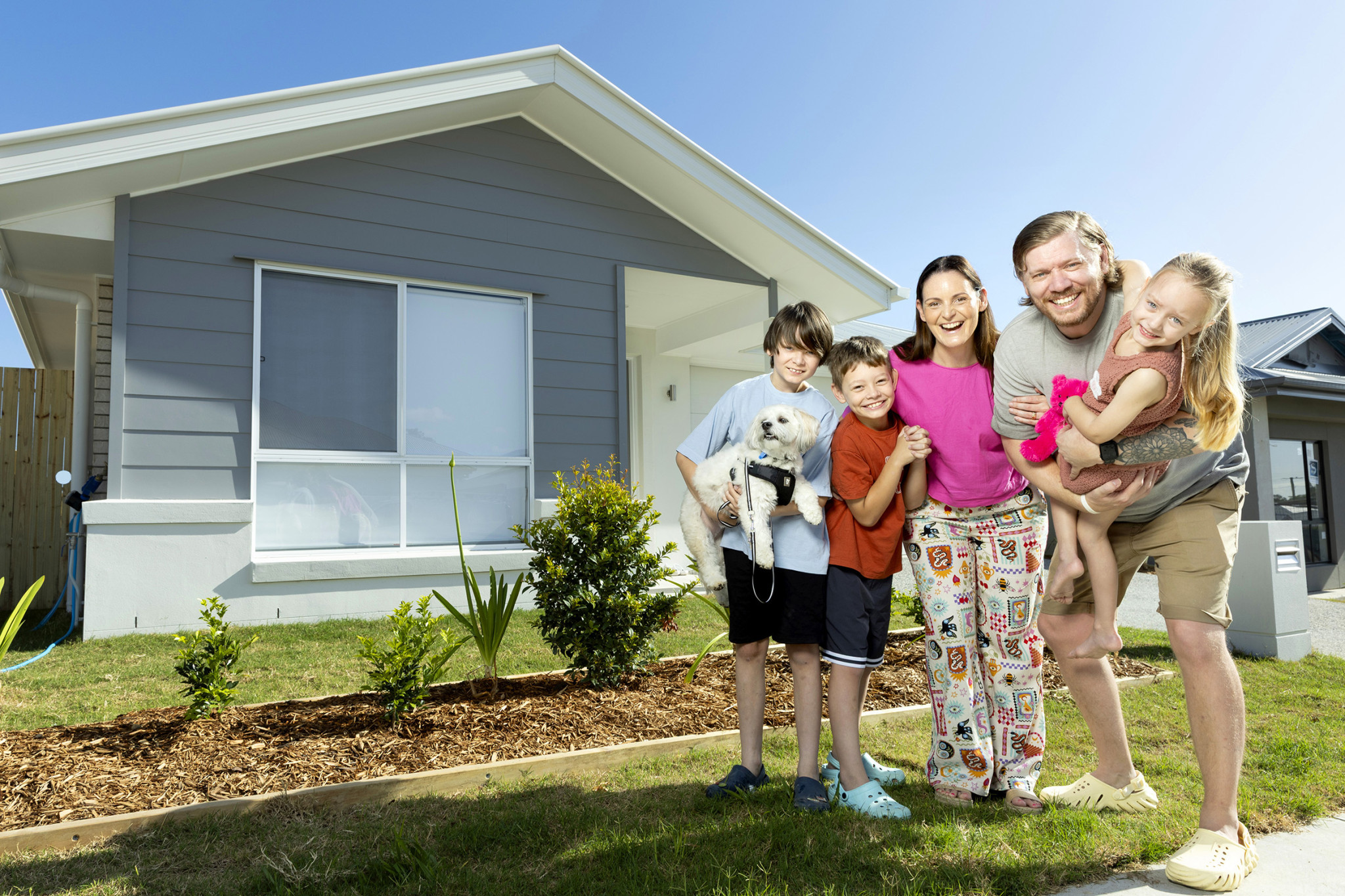 Families are sweet at home in Moreton - feature photo